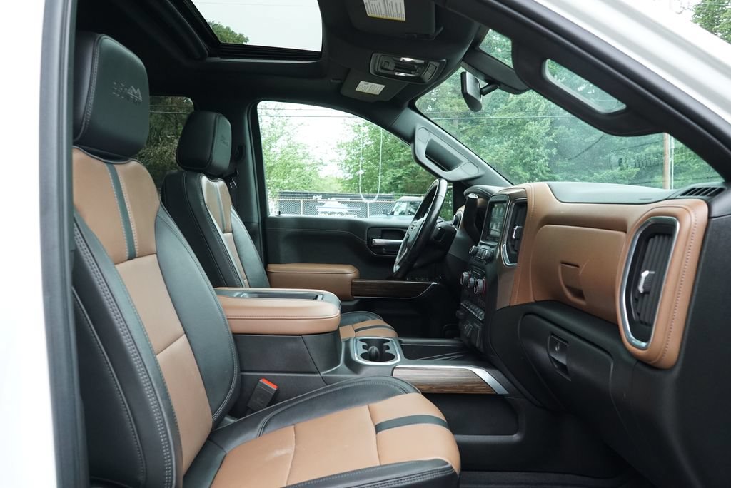 Used 2022 Chevrolet Silverado 1500 High Country AWD/4WD image 9