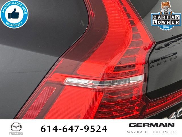 Used 2022 Volvo XC60 B5 Momentum AWD/4WD image 16