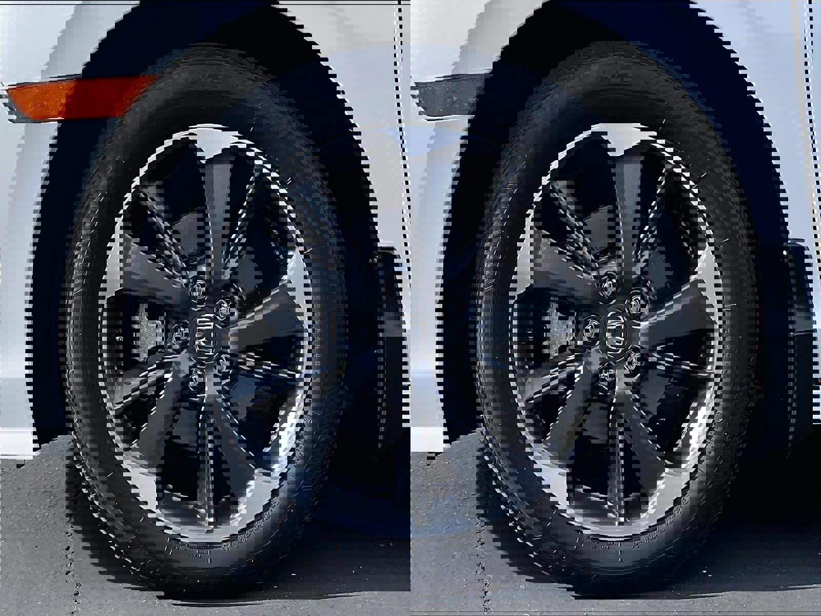 Used 2023 Honda Odyssey Elite image 11