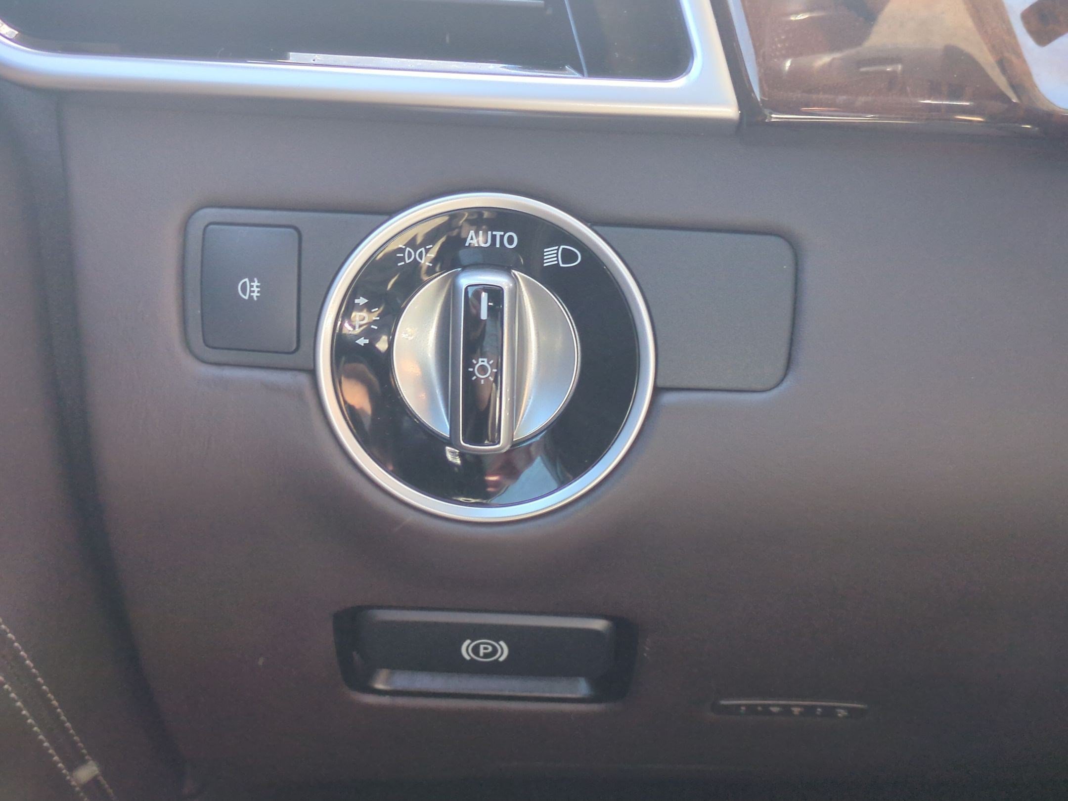 Certified 2018 Mercedes-Benz GLS 450 4MATIC image 16