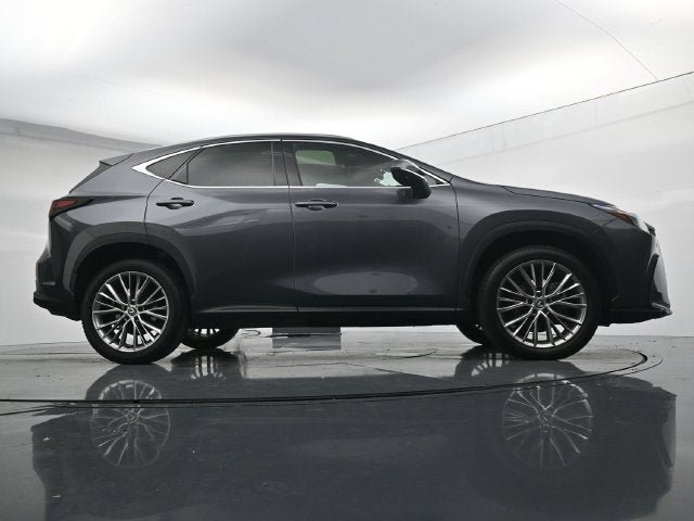 Used 2024 Lexus NX 350 AWD w/ Vision Package image 40