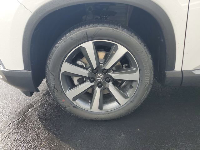 New 2025 Honda Pilot Touring image 17