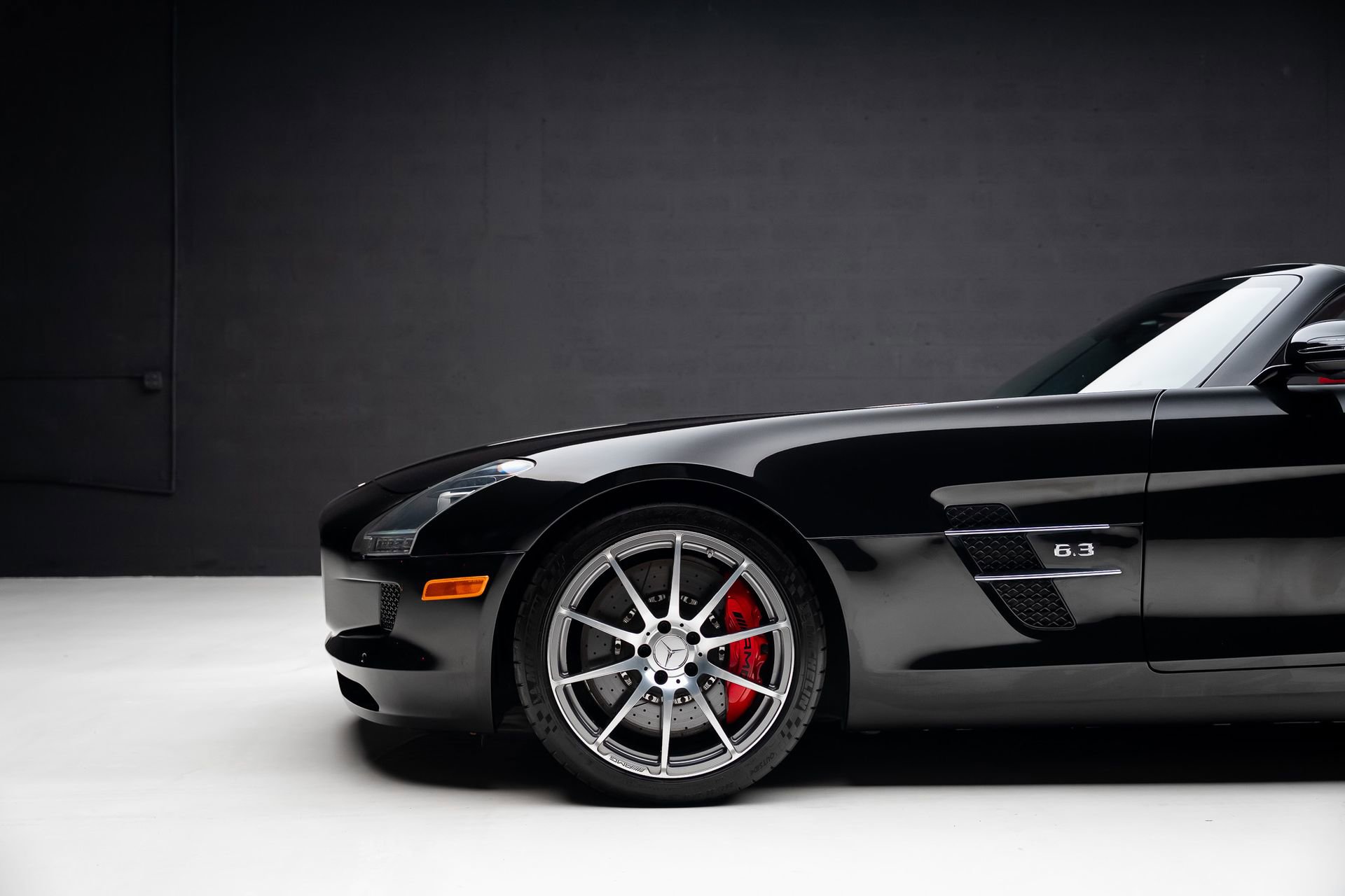 Used 2012 Mercedes-Benz SLS AMG Roadster image 21