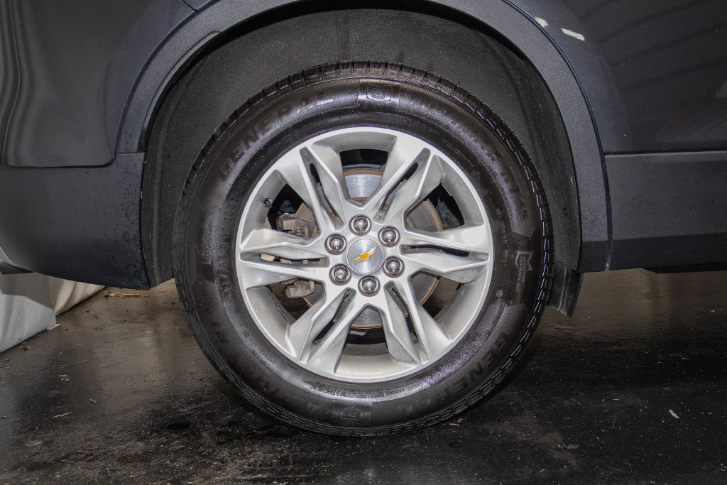 Used 2022 Chevrolet Blazer LT FWD image 6