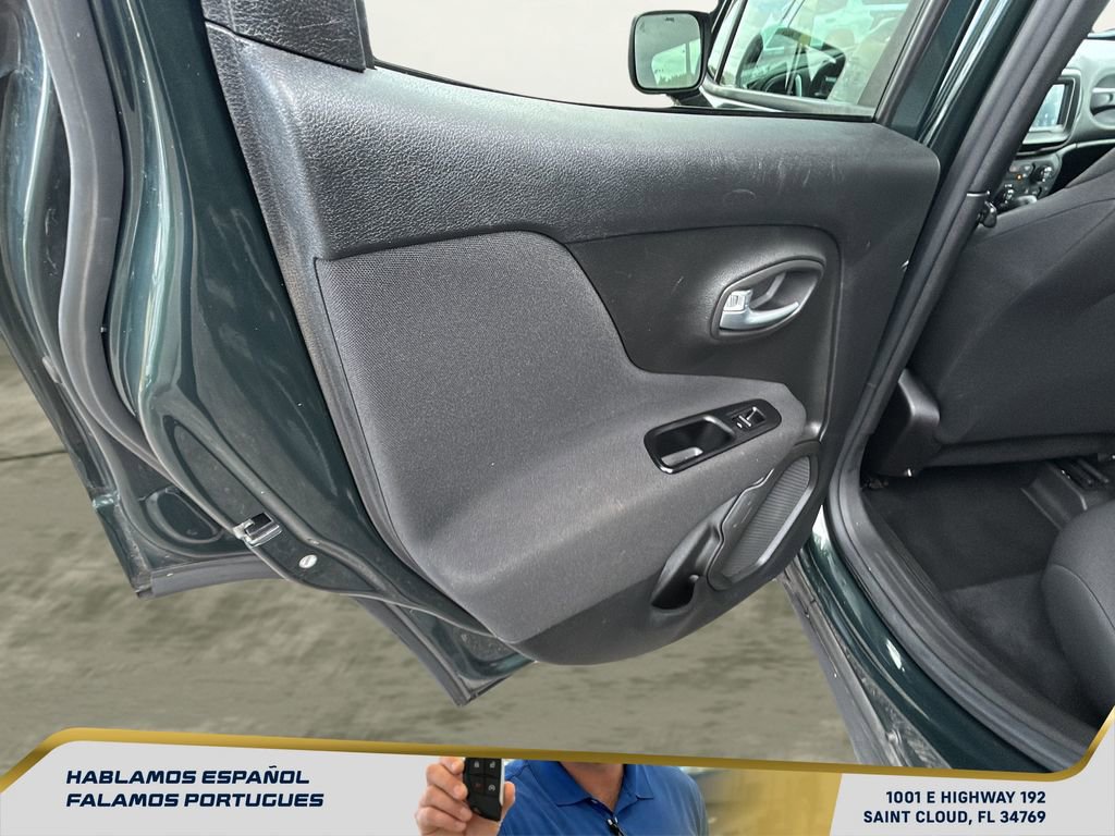 Used 2021 Jeep Renegade Sport image 23