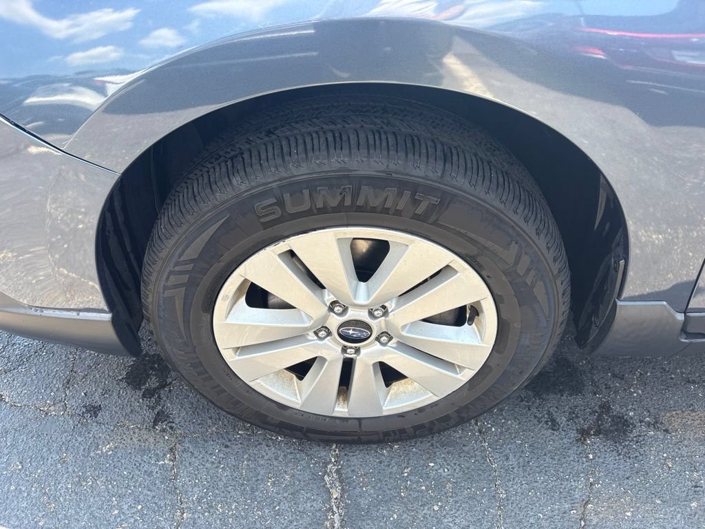 Used 2017 Subaru Outback 2.5i AWD/4WD image 7