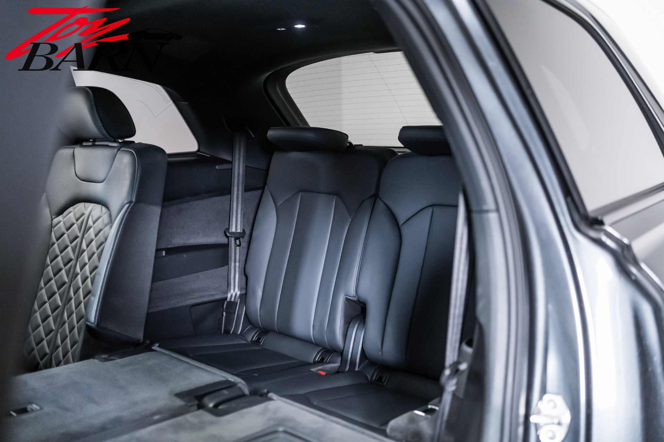 Used 2025 Audi SQ7 Premium Plus AWD/4WD image 47