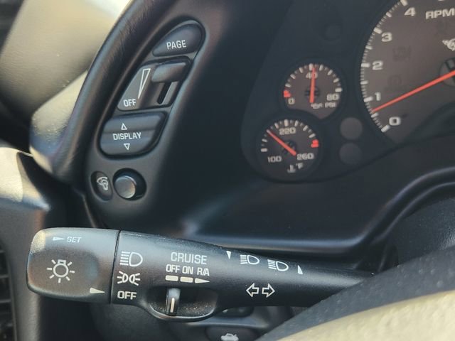 Used 2000 Chevrolet Corvette Coupe w/ Memory Pkg image 21