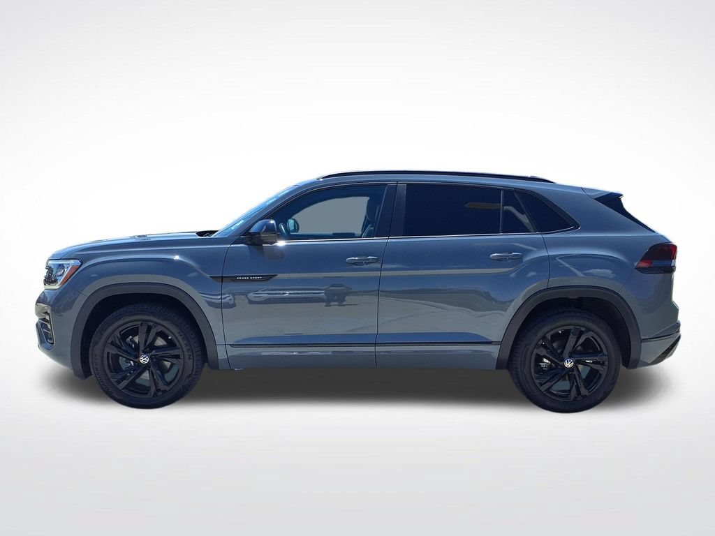 Used 2025 Volkswagen Atlas Cross Sport SEL R-Line AWD/4WD image 4