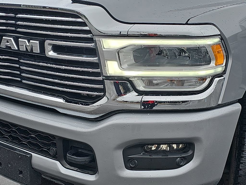 Used 2024 RAM 2500 Laramie w/ Safety Group image 34