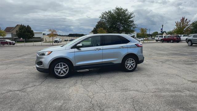 Used 2024 Ford Edge SEL image 5