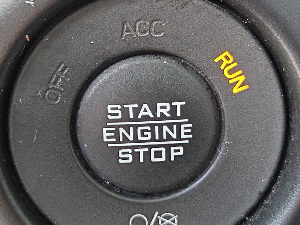 Certified 2021 Jeep Wrangler Unlimited Sport AWD/4WD image 17