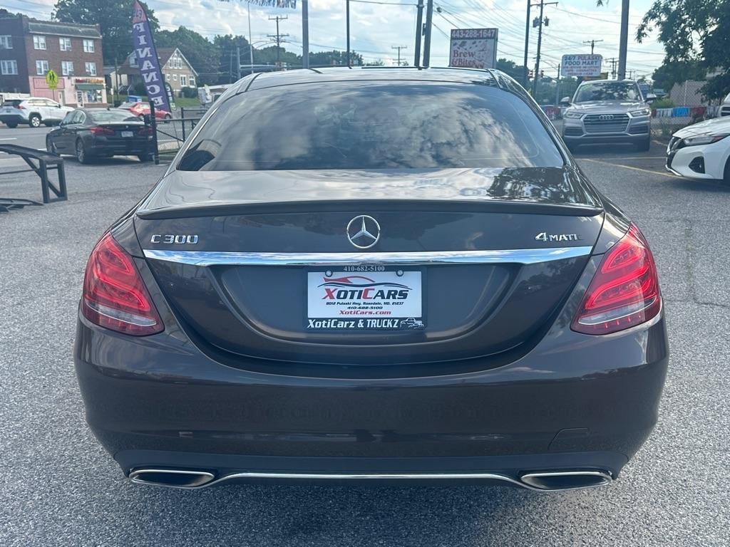 Used 2015 Mercedes-Benz C 300 4MATIC Sedan image 7