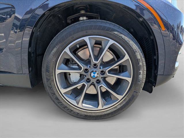 Used 2017 BMW X5 xDrive50i AWD/4WD image 22