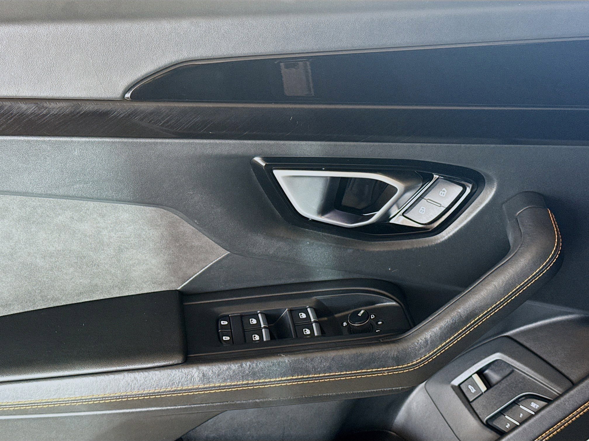 Used 2021 Lamborghini Urus image 14