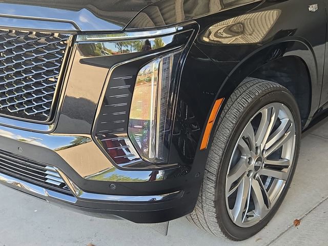 Certified 2025 Cadillac Escalade Sport Platinum AWD/4WD image 10