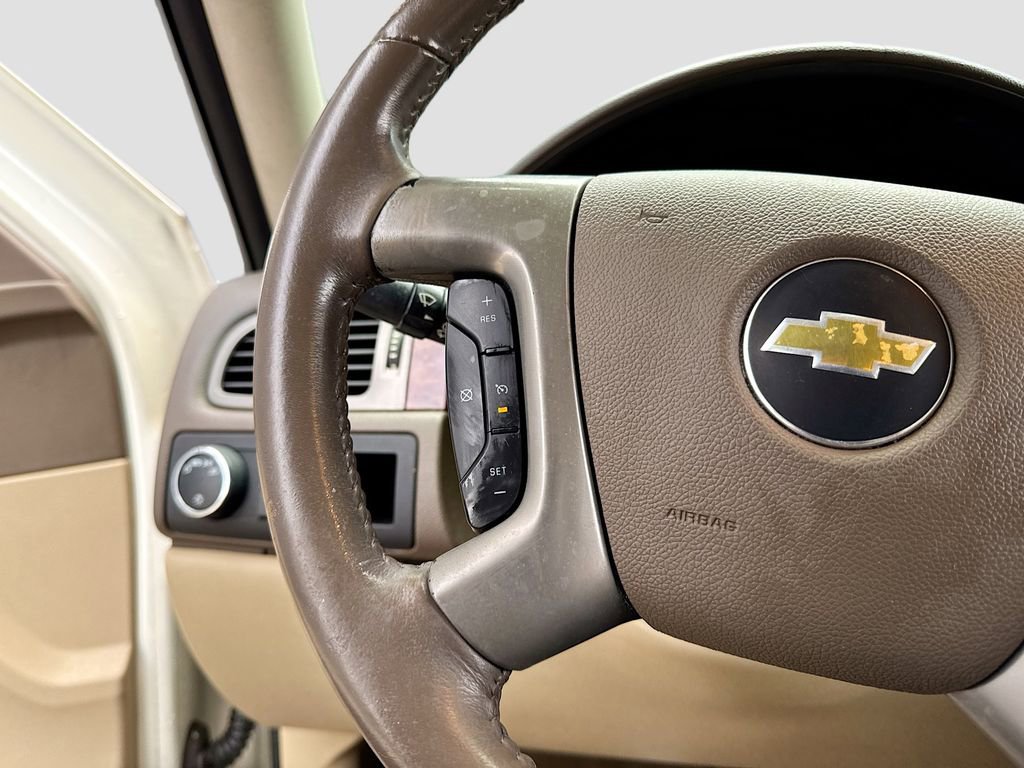 Used 2013 Chevrolet Silverado 1500 LTZ w/ LTZ White Diamond Edition image 30