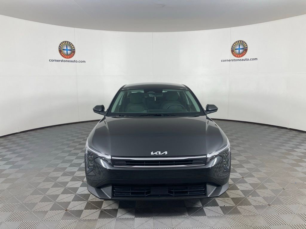 New 2025 Kia K4 LXS image 15