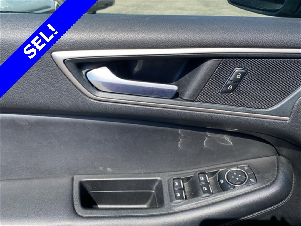 Used 2024 Ford Edge SEL image 18