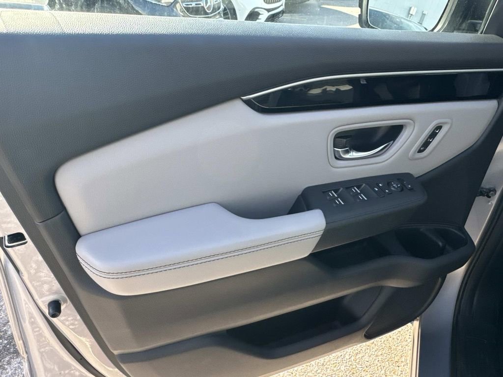 Used 2023 Honda Pilot EX-L image 18