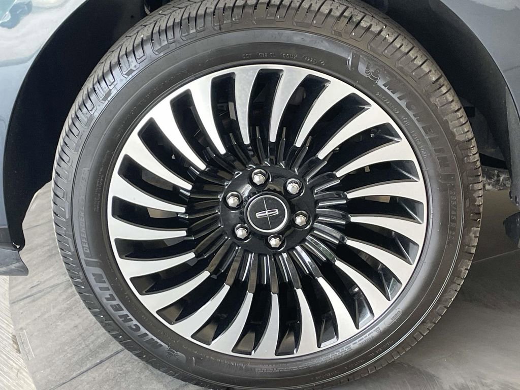 Used 2021 Lincoln Navigator Black Label AWD/4WD image 11
