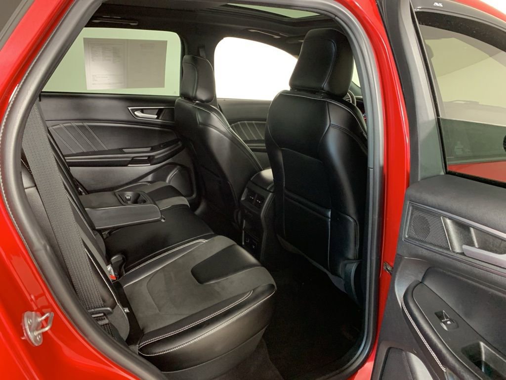 Used 2022 Ford Edge ST w/ Equipment Group 401A image 37