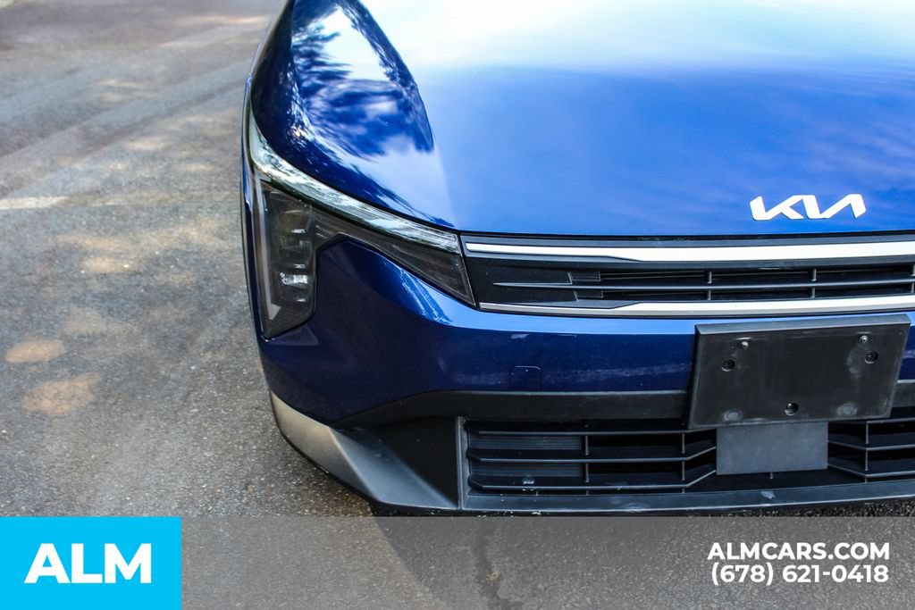Used 2025 Kia K4 FWD image 11