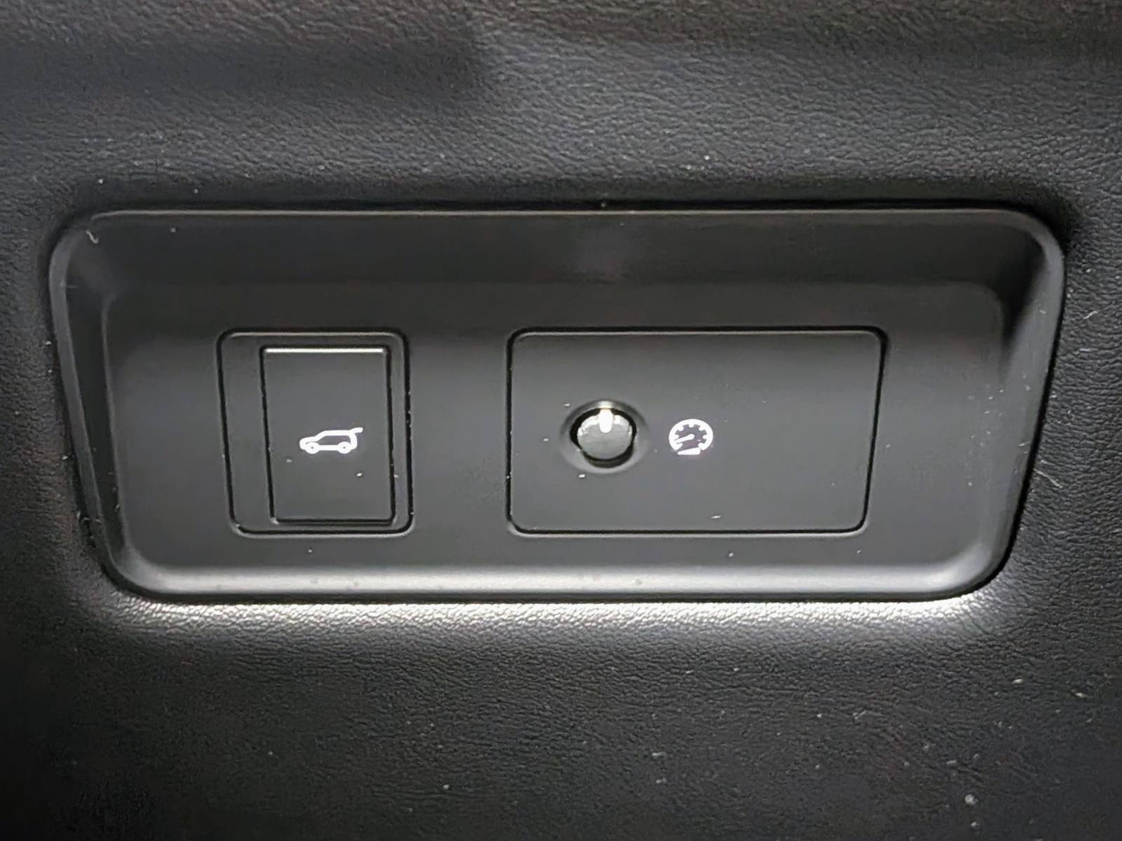 Used 2020 Land Rover Range Rover AWD/4WD image 32