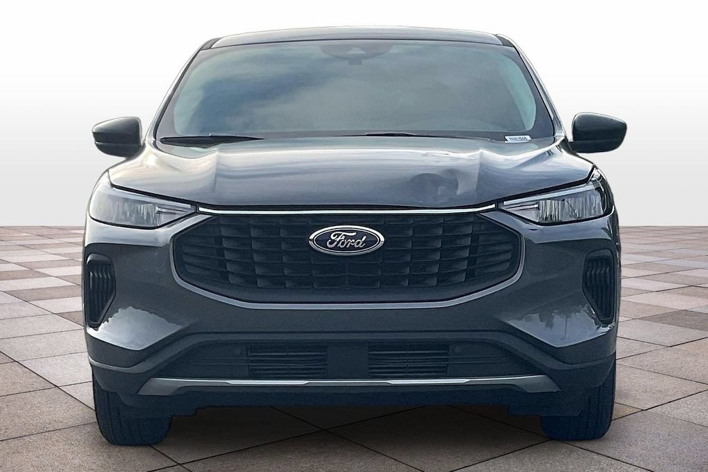 Certified 2025 Ford Escape Active w/ Tech Pack #1 FWD image 3