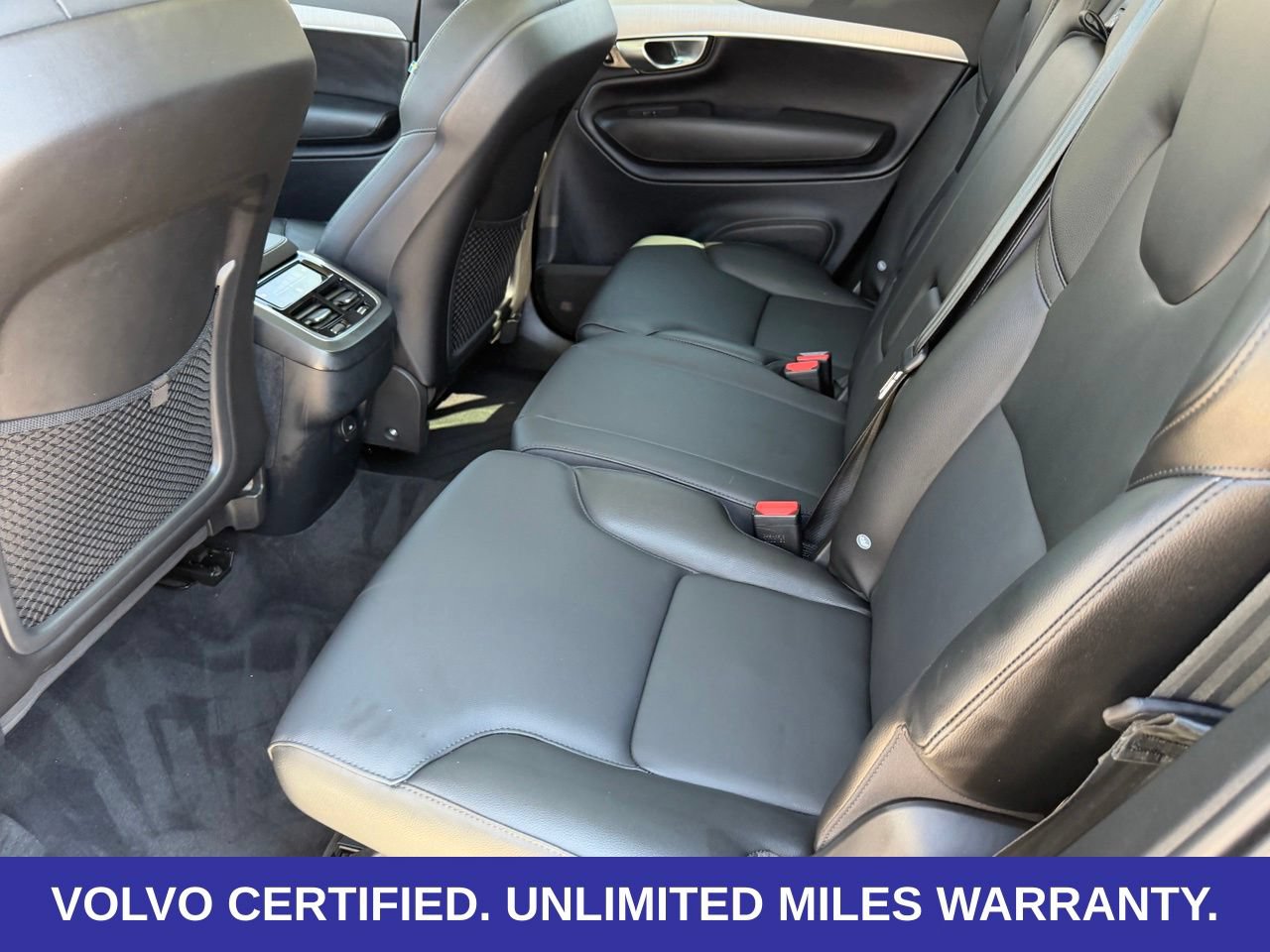 Certified 2023 Volvo XC90 B5 Core w/ Climate Package AWD/4WD image 32