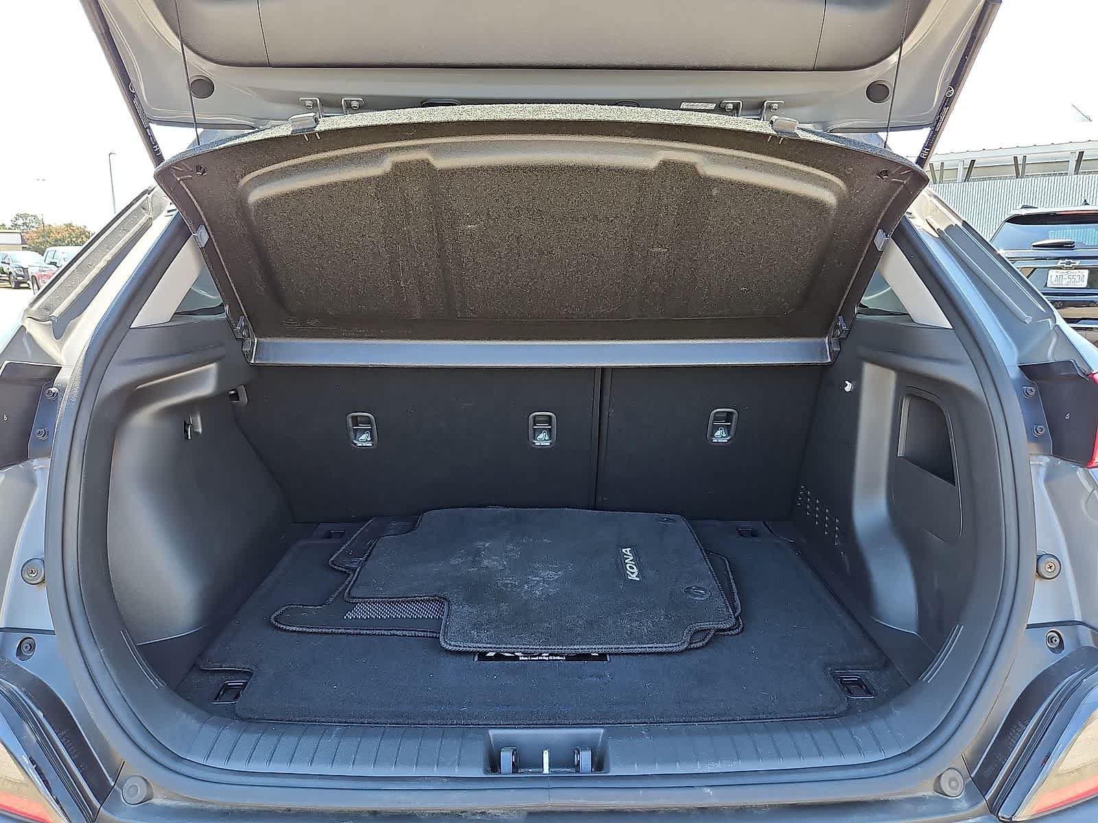 Used 2023 Hyundai Kona SEL FWD image 29