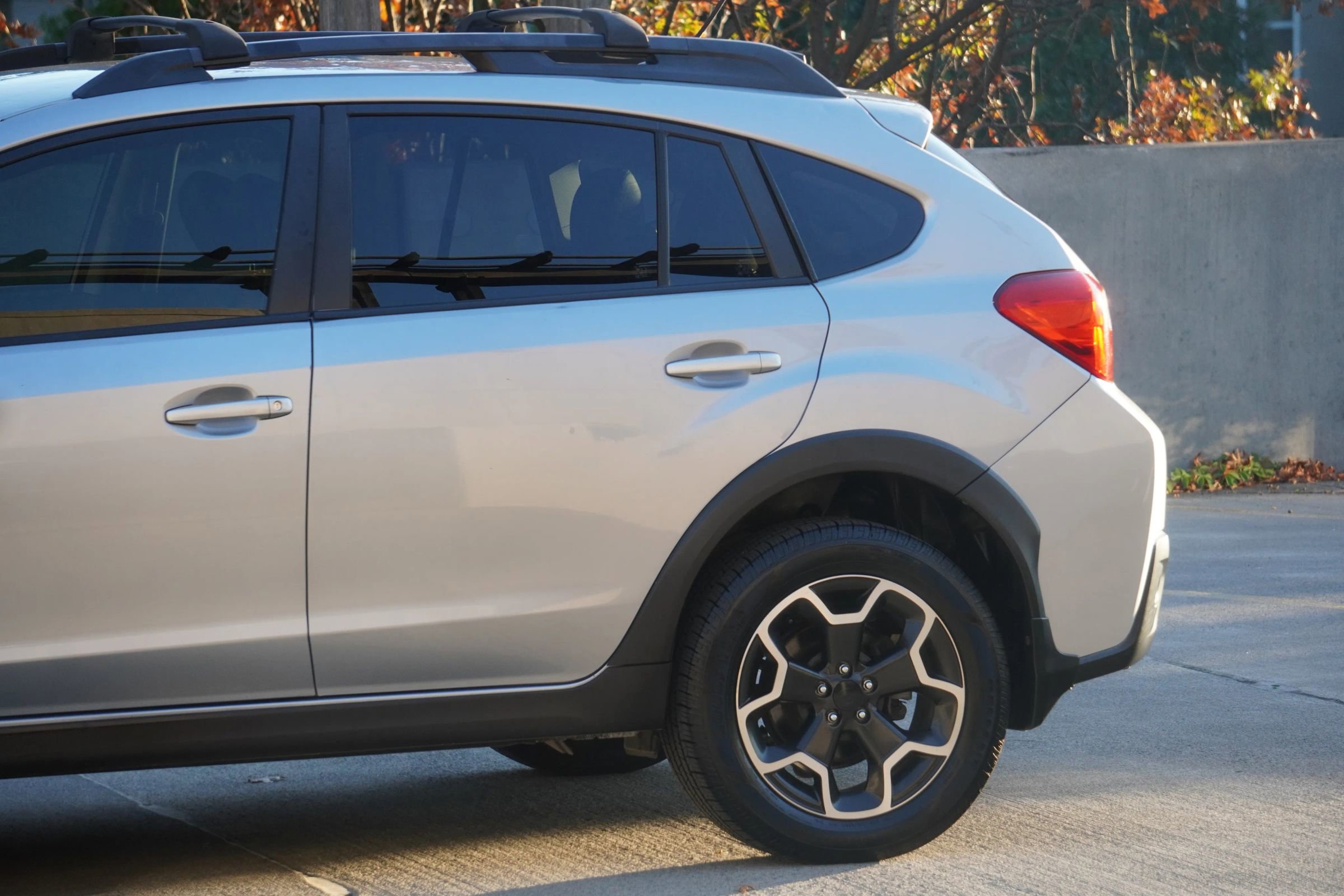 Used 2015 Subaru Crosstrek 2.0i Limited image 16