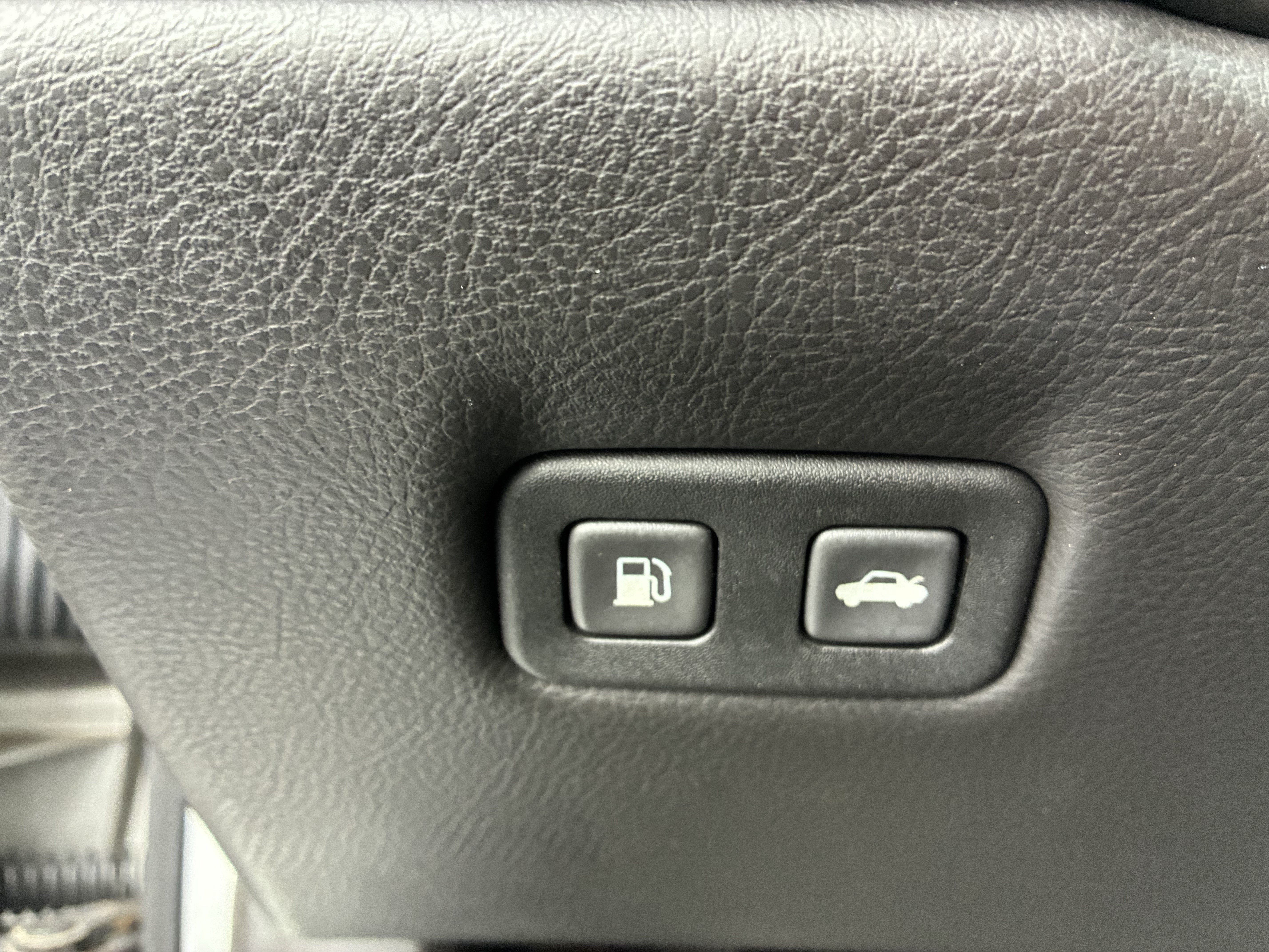 Used 2007 Chevrolet Corvette Convertible RWD image 22