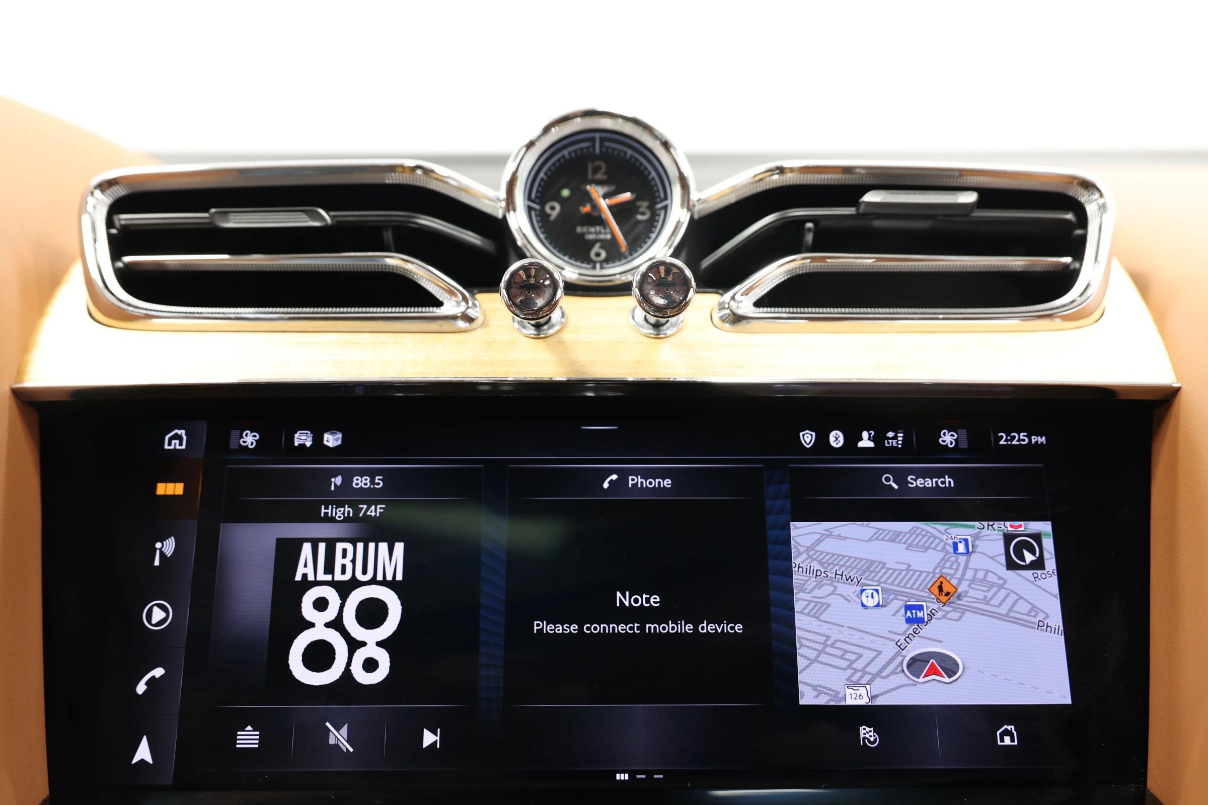 Used 2023 Bentley Bentayga Speed image 49