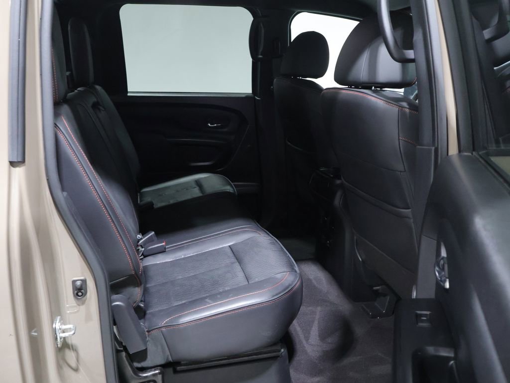 Used 2023 Nissan Titan PRO-4X image 21