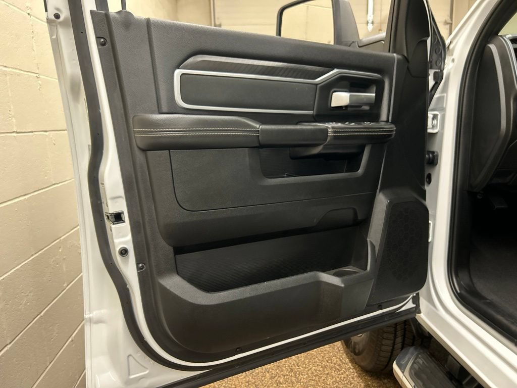 Used 2025 RAM 2500 Big Horn AWD/4WD image 13