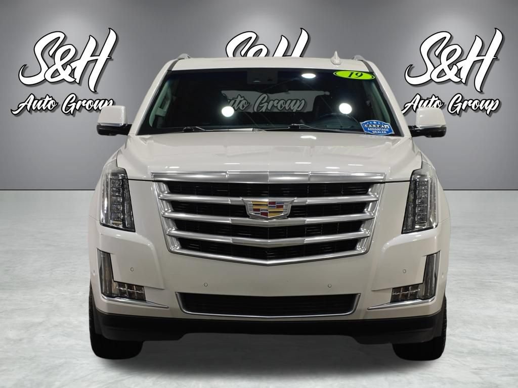 Used 2019 Cadillac Escalade Luxury AWD/4WD image 17