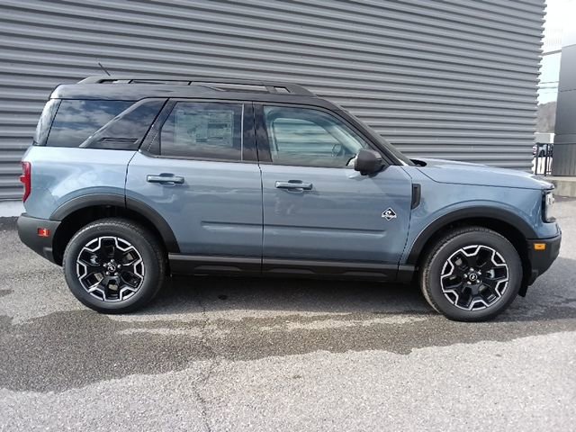New 2025 Ford Bronco Sport Outer Banks w/ Outer Banks Tech Package+ AWD/4WD image 2