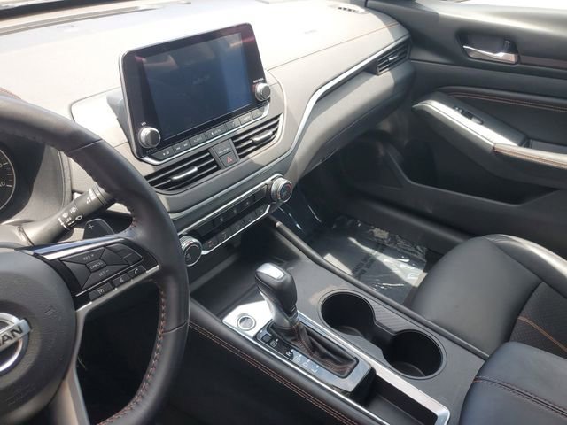 Used 2021 Nissan Altima 2.5 SR FWD image 25