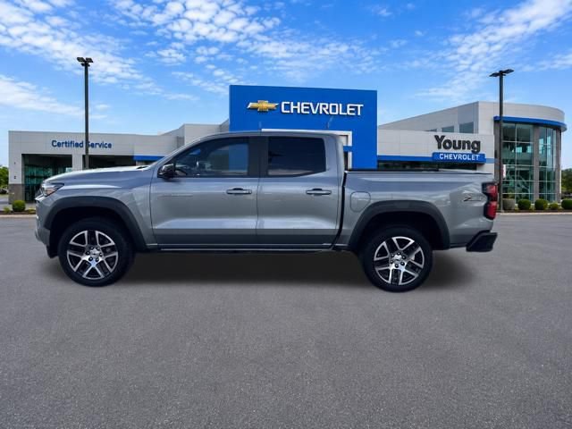 Used 2023 Chevrolet Colorado Z71 w/ Z71 Convenience Package 2 AWD/4WD image 4