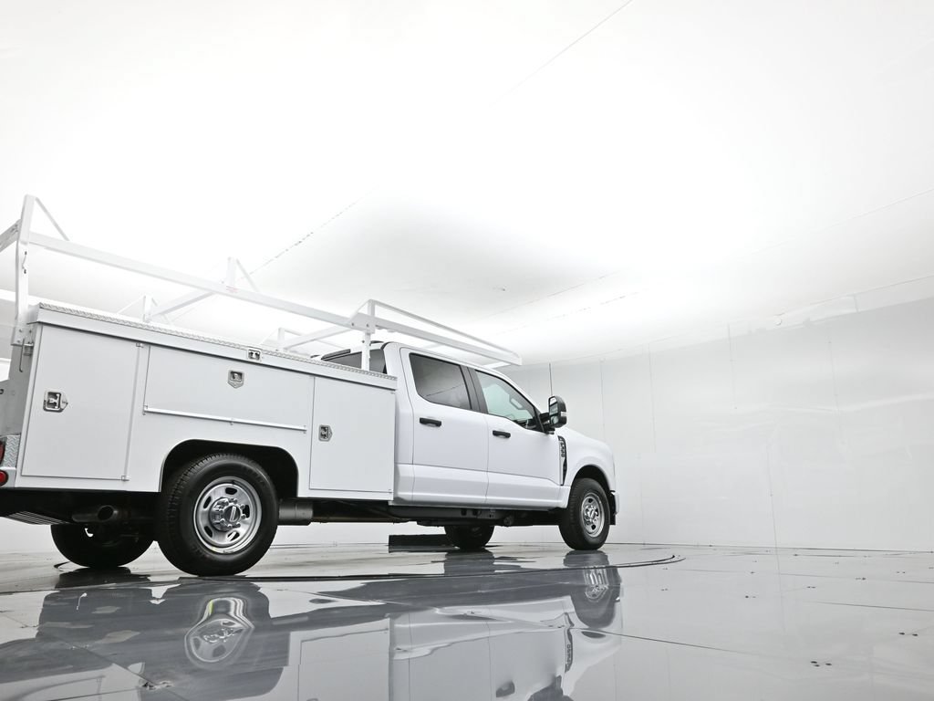 New 2026 Ford F350 XL w/ XL Chrome Package RWD image 52