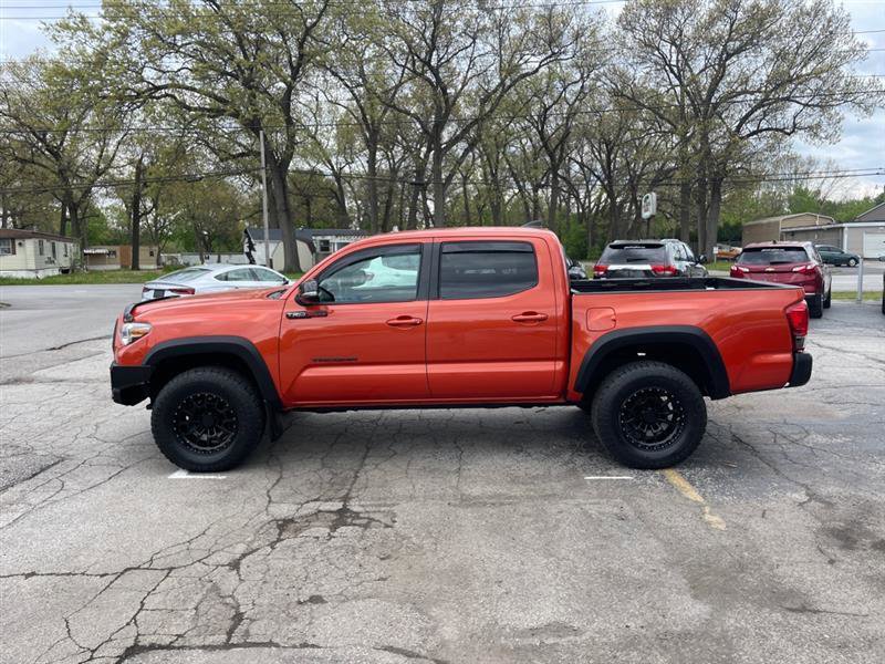 Used 2017 Toyota Tacoma TRD Off-Road w/ Tow Package RWD image 8