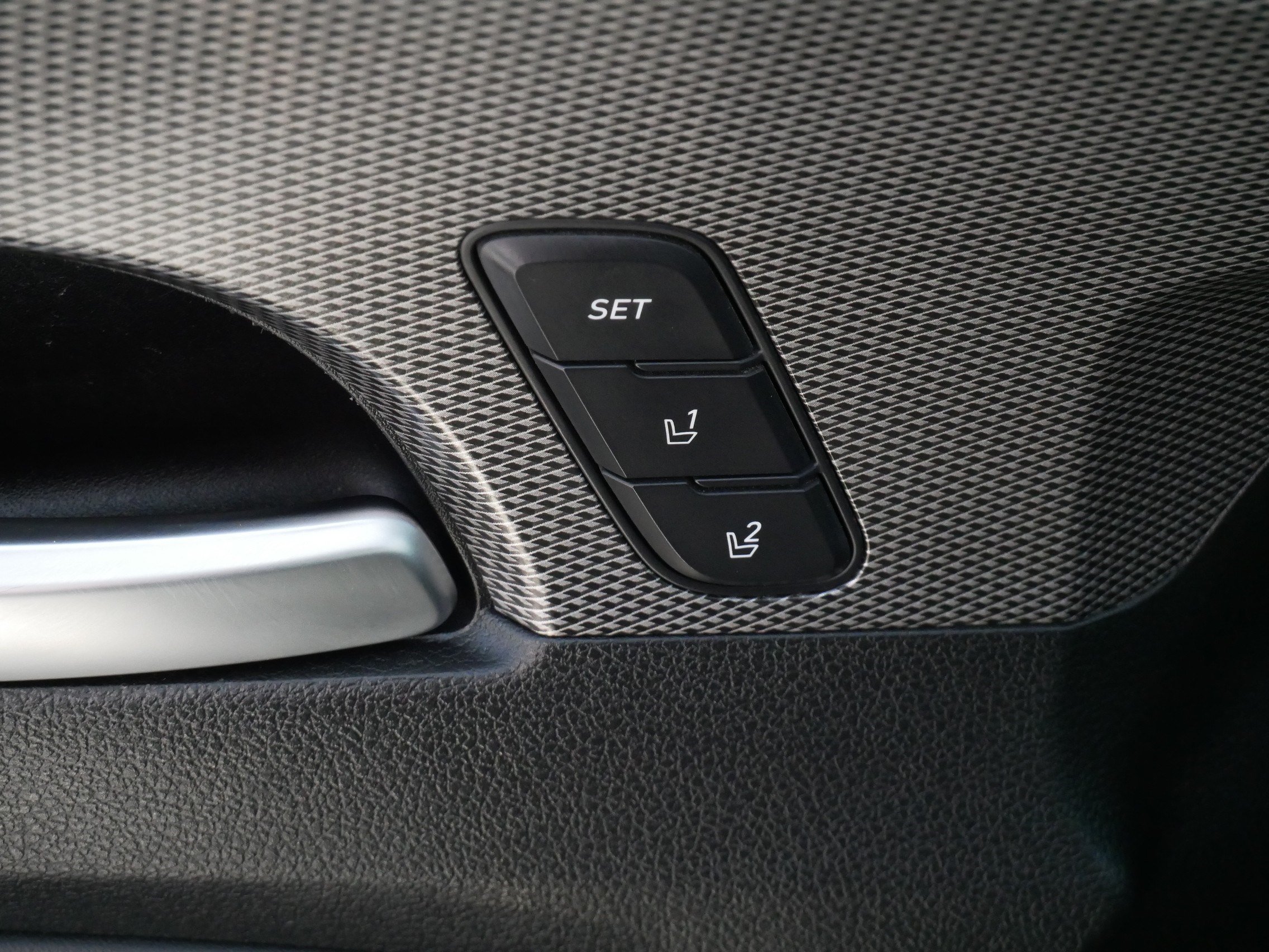 Used 2019 Hyundai Santa Fe AWD image 19