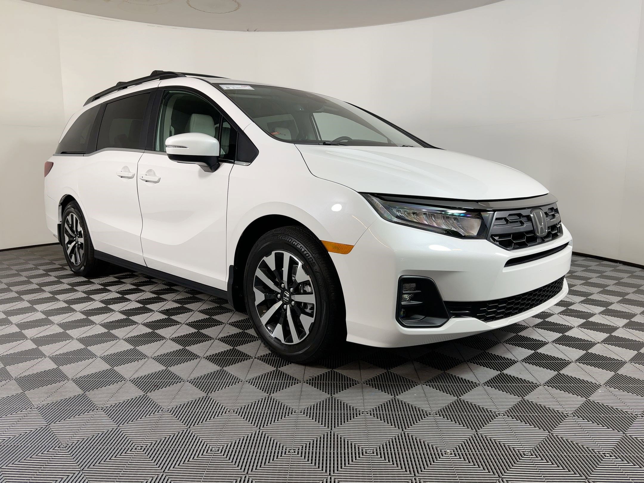 New 2026 Honda Odyssey EX-L image 6