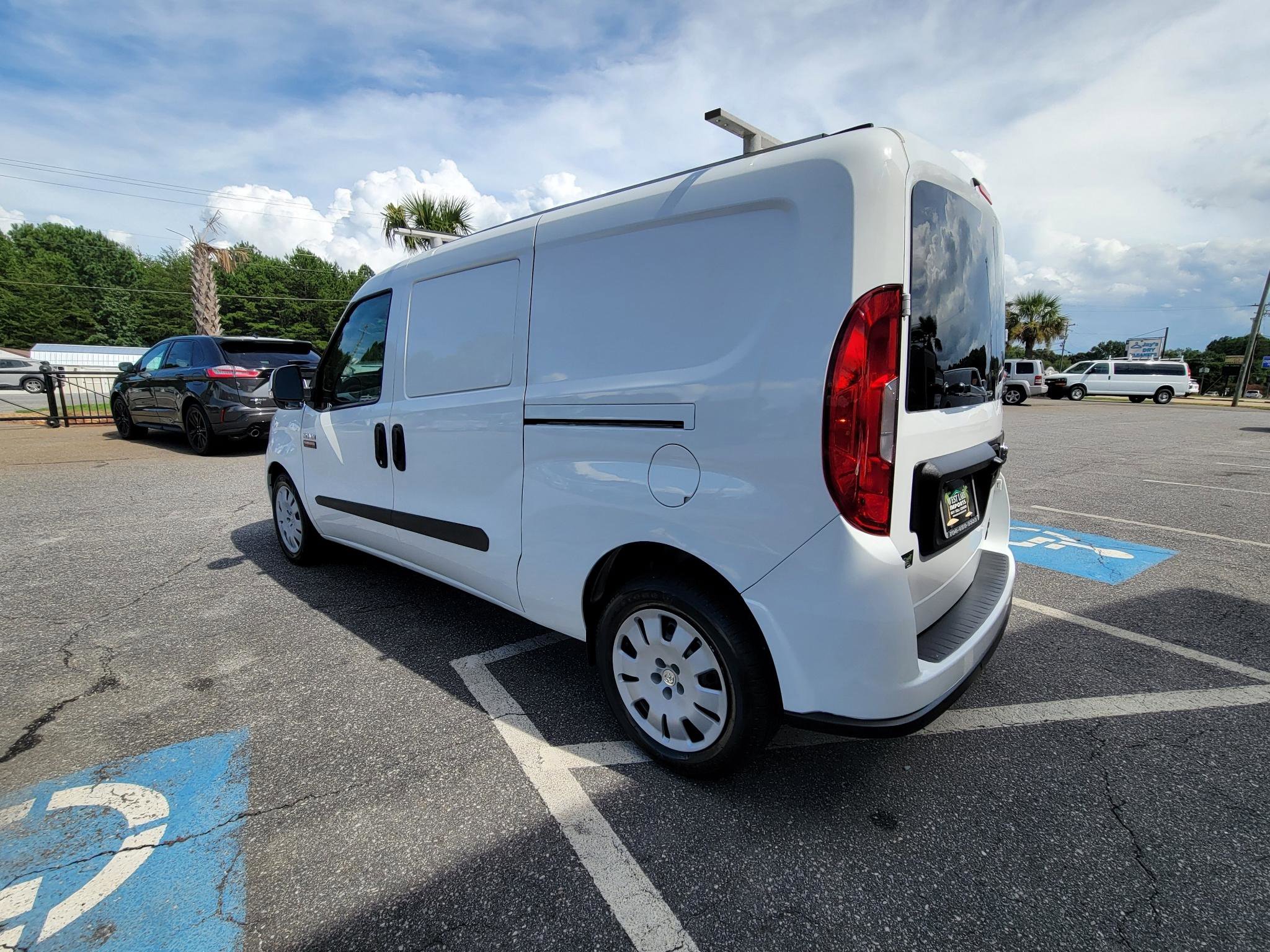Used 2019 RAM ProMaster City Tradesman SLT FWD image 8