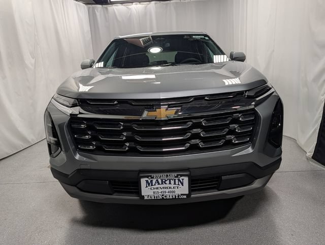 New 2027 Chevrolet Equinox LT w/ Convenience Package II FWD image 7