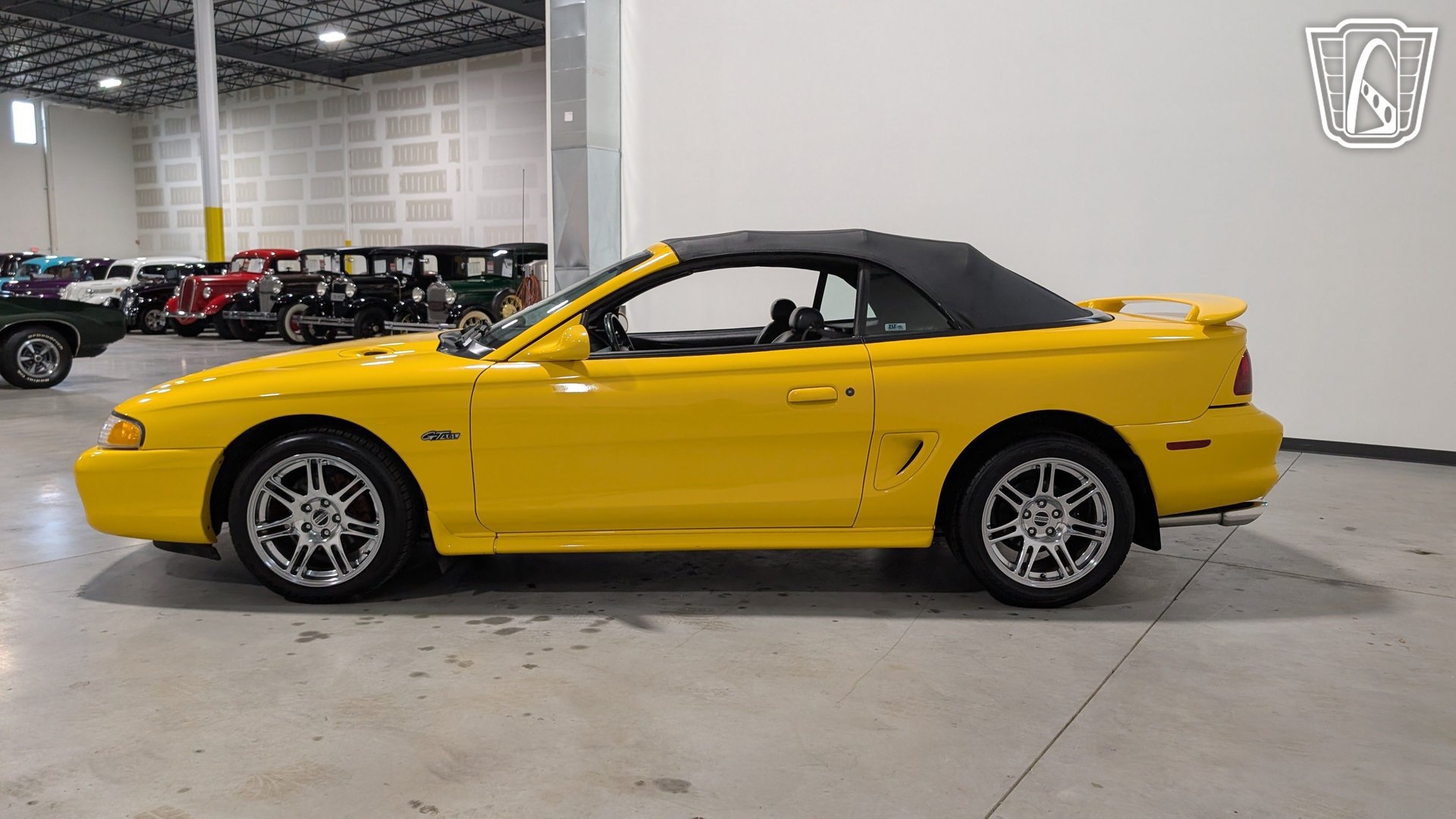 Used 1998 Ford Mustang GT RWD image 6