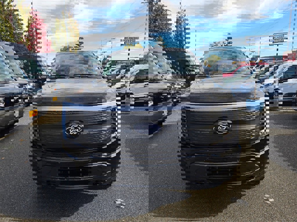 New 2025 Ford F150 Lightning Flash image 2