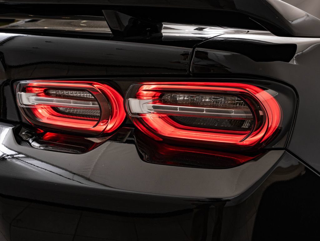 Used 2021 Chevrolet Camaro ZL1 RWD image 9