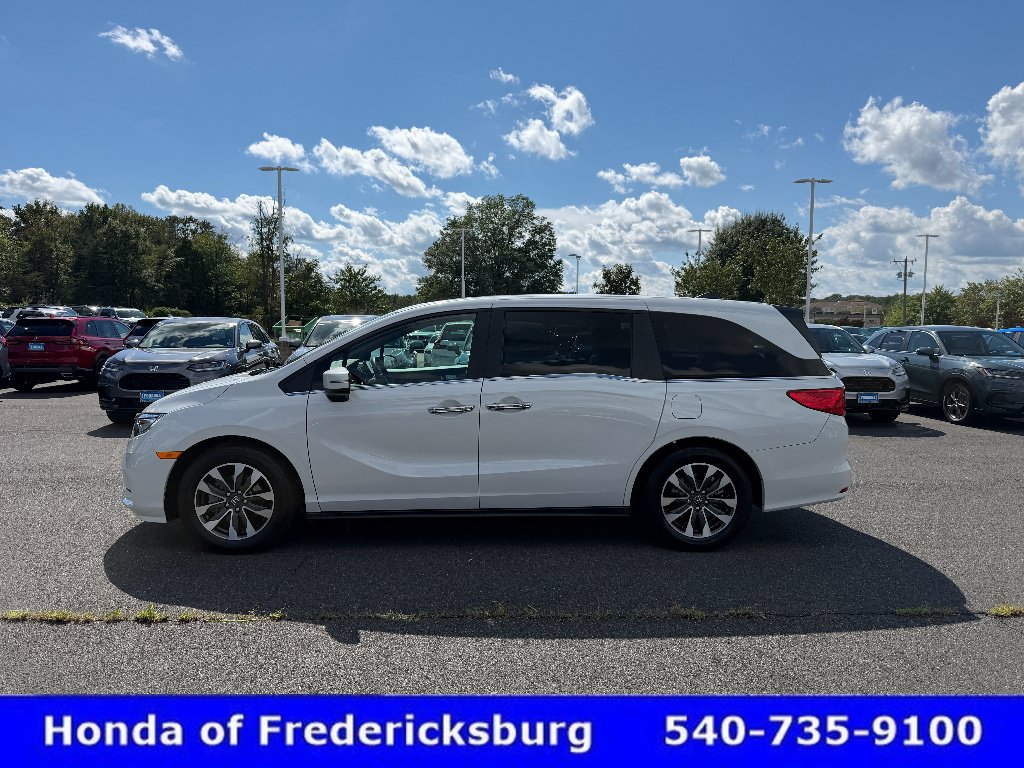 Certified 2023 Honda Odyssey EX-L image 3